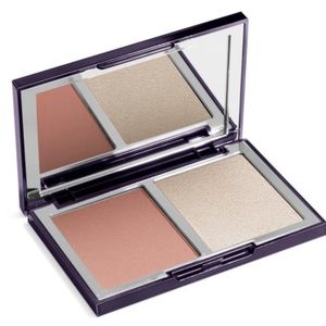 NIB Weightless Veil Blush Palette in Sweet Wildflower